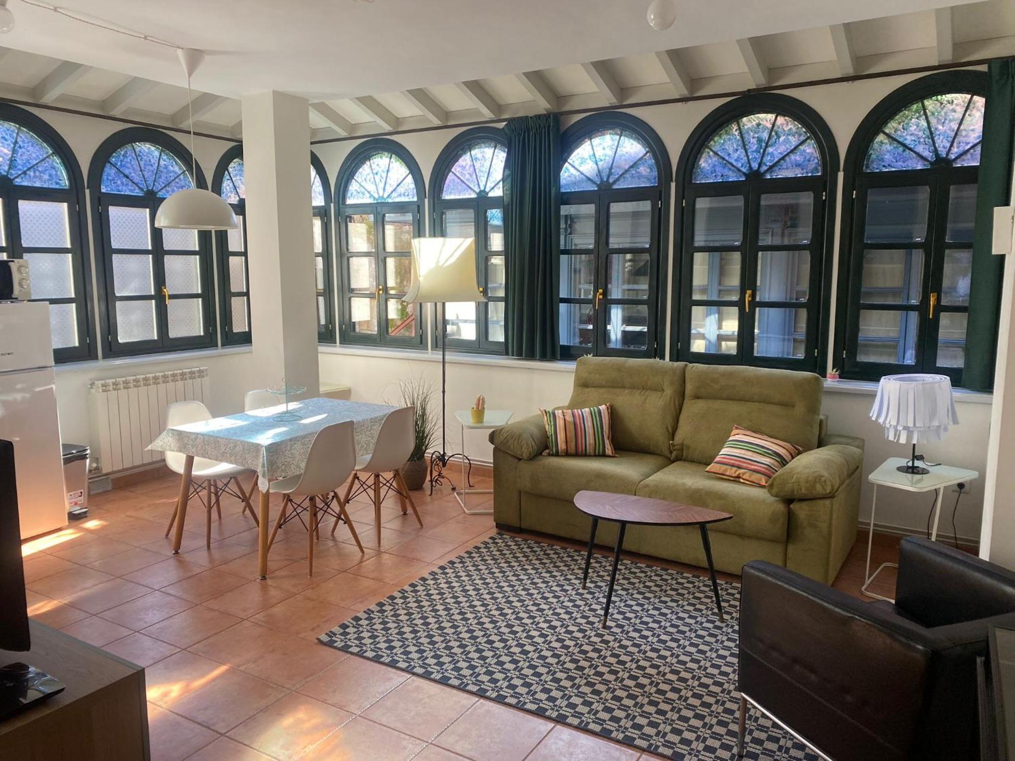 Apartamentos Hevia Вальявисьоса Экстерьер фото