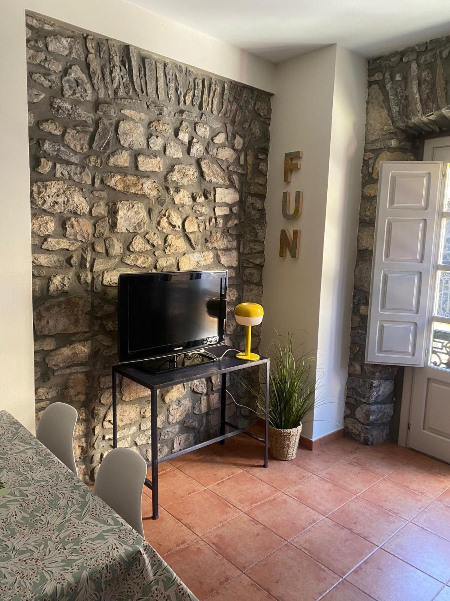Apartamentos Hevia Вальявисьоса Экстерьер фото